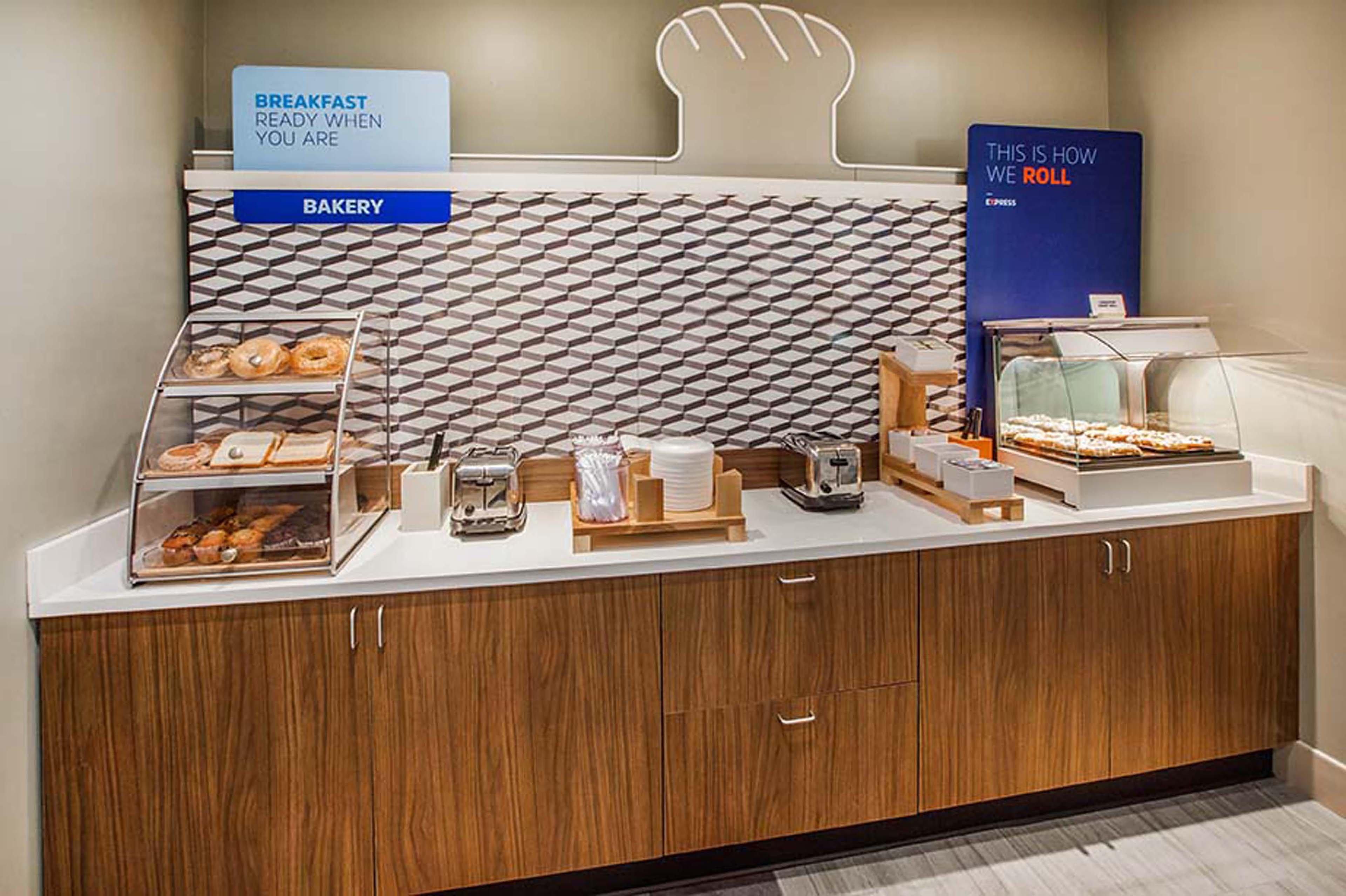 Holiday Inn Express Hotel & Suites Vineland Millville By Ihg Eksteriør bilde