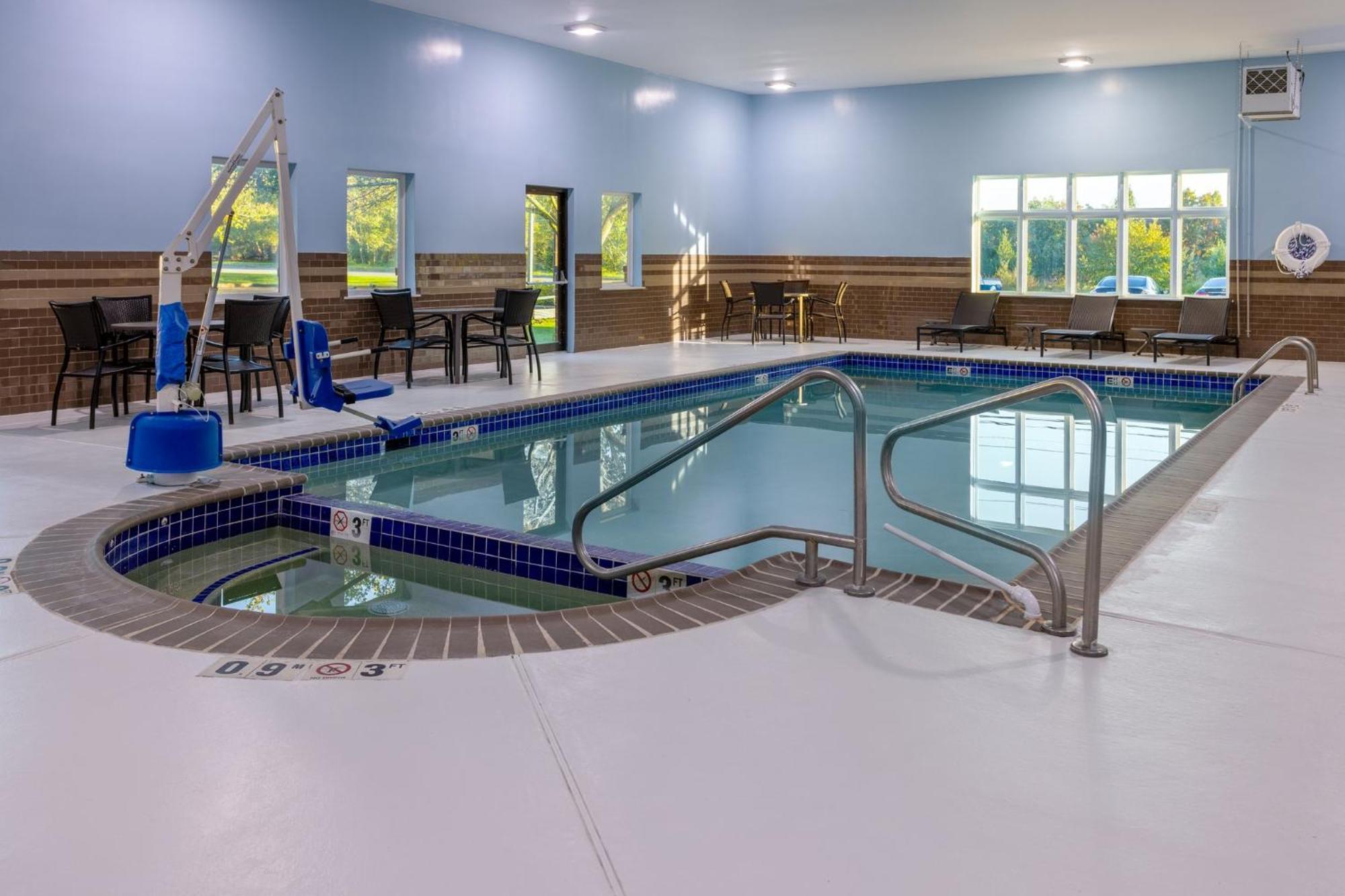 Holiday Inn Express Hotel & Suites Vineland Millville By Ihg Eksteriør bilde